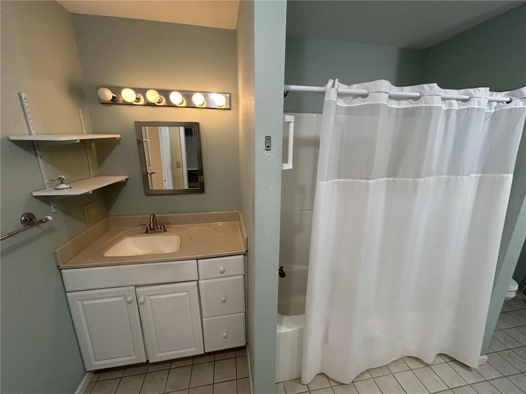 912 Briarwood Lane — photo 11