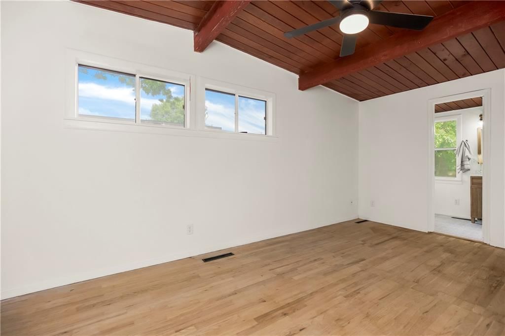 11120 E 35th Terrace — photo 3