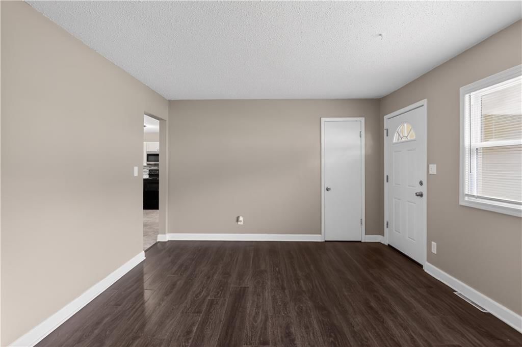 6129 Georgia Avenue — photo 12