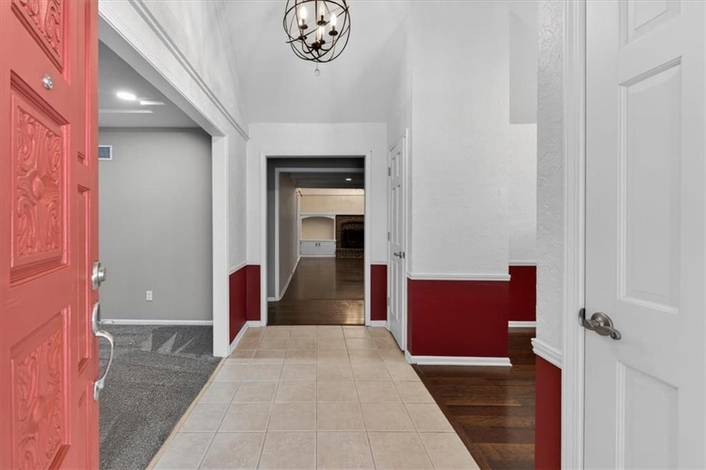8995 Rosewood Drive — photo 3
