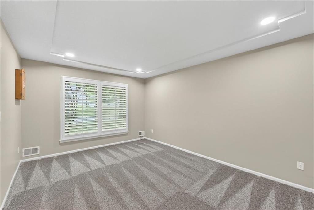 8995 Rosewood Drive — photo 13