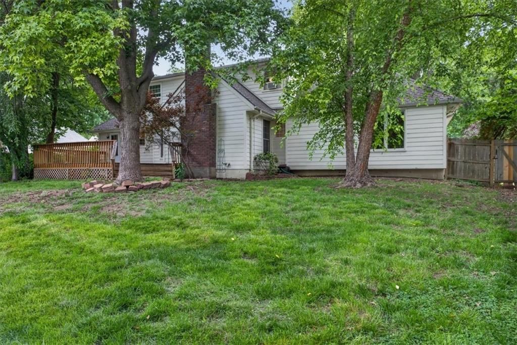 8995 Rosewood Drive — photo 27