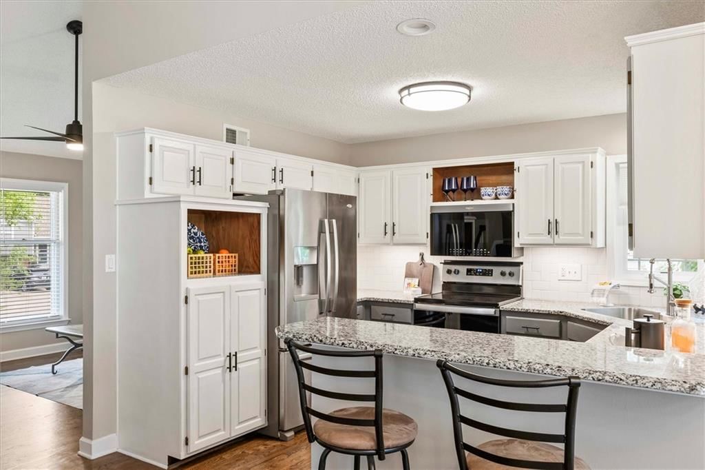 1617 Welleslay Lane — photo 9