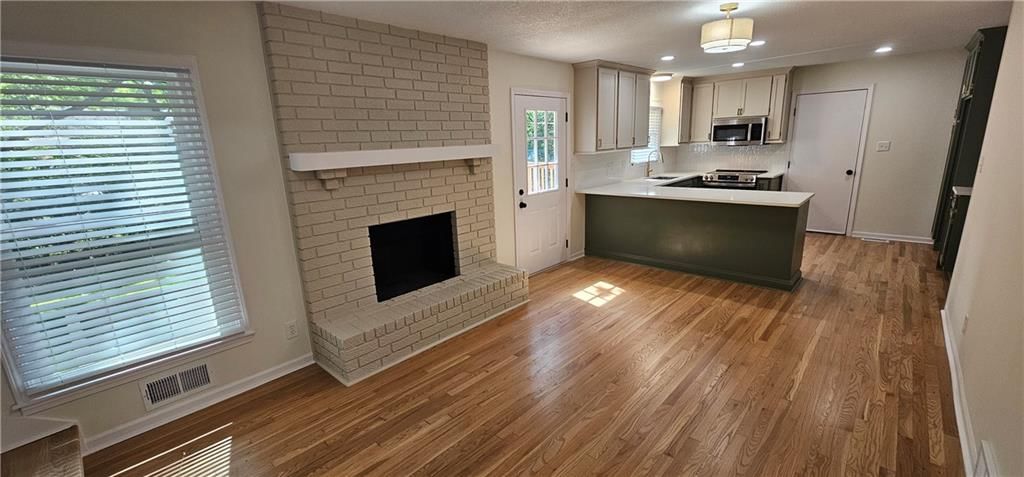 13013 Bristol Avenue — photo 3