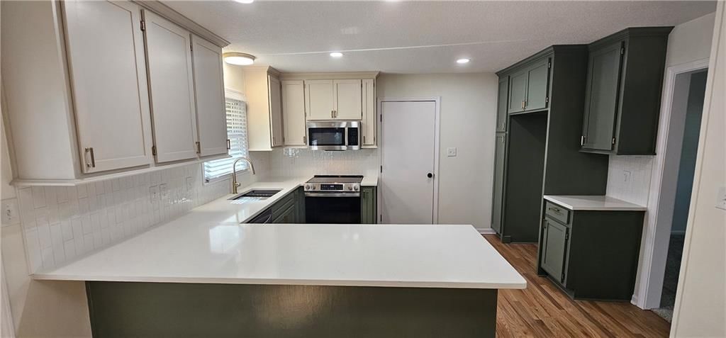 13013 Bristol Avenue — photo 29
