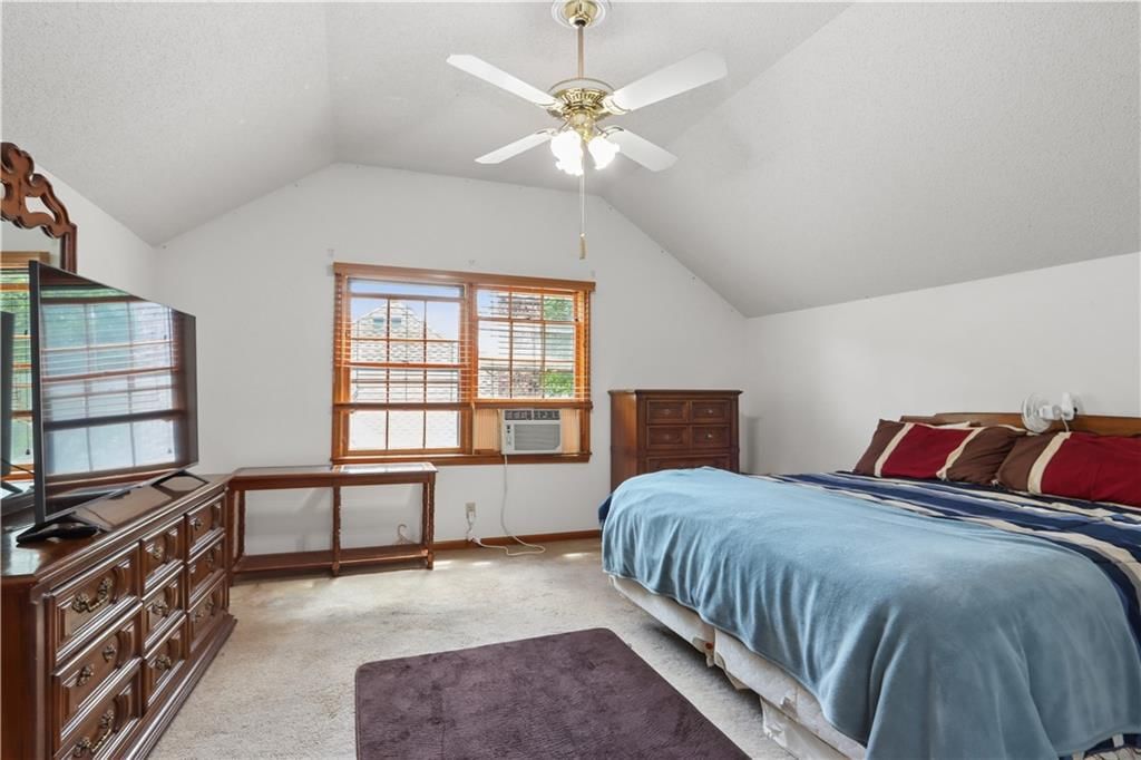 12428 Lamar Avenue — photo 16