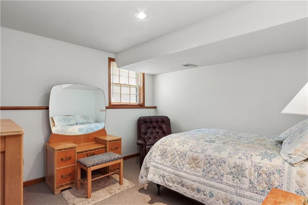 12428 Lamar Avenue — photo 20