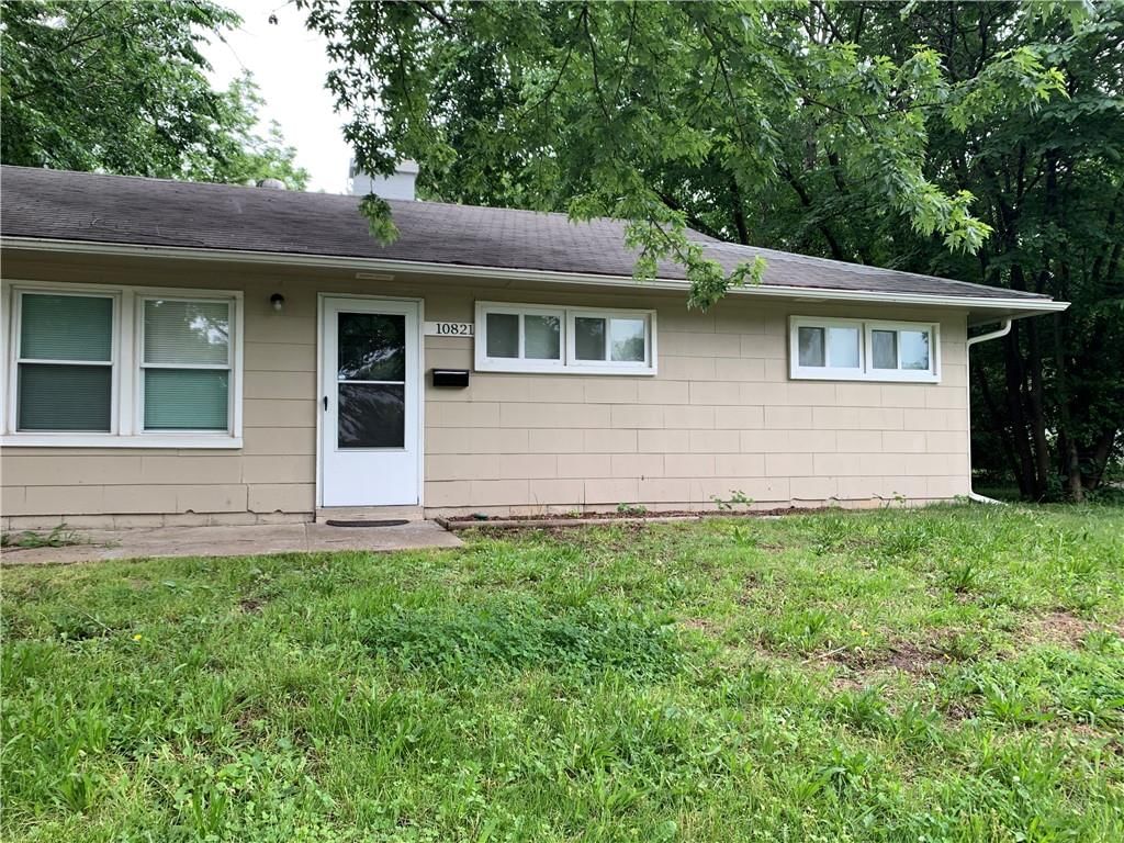 10821 BENNINGTON Avenue — photo 2