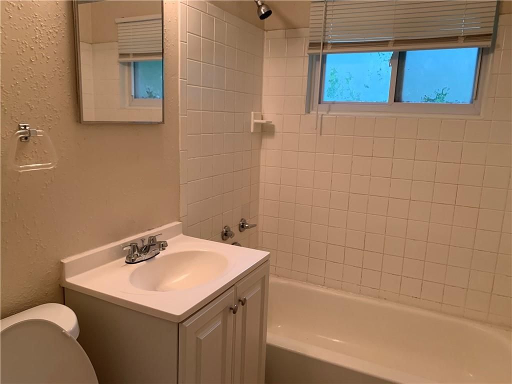 10821 BENNINGTON Avenue — photo 14