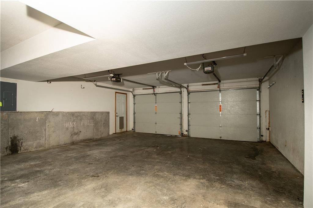 2505 Thomas Terrace — photo 28