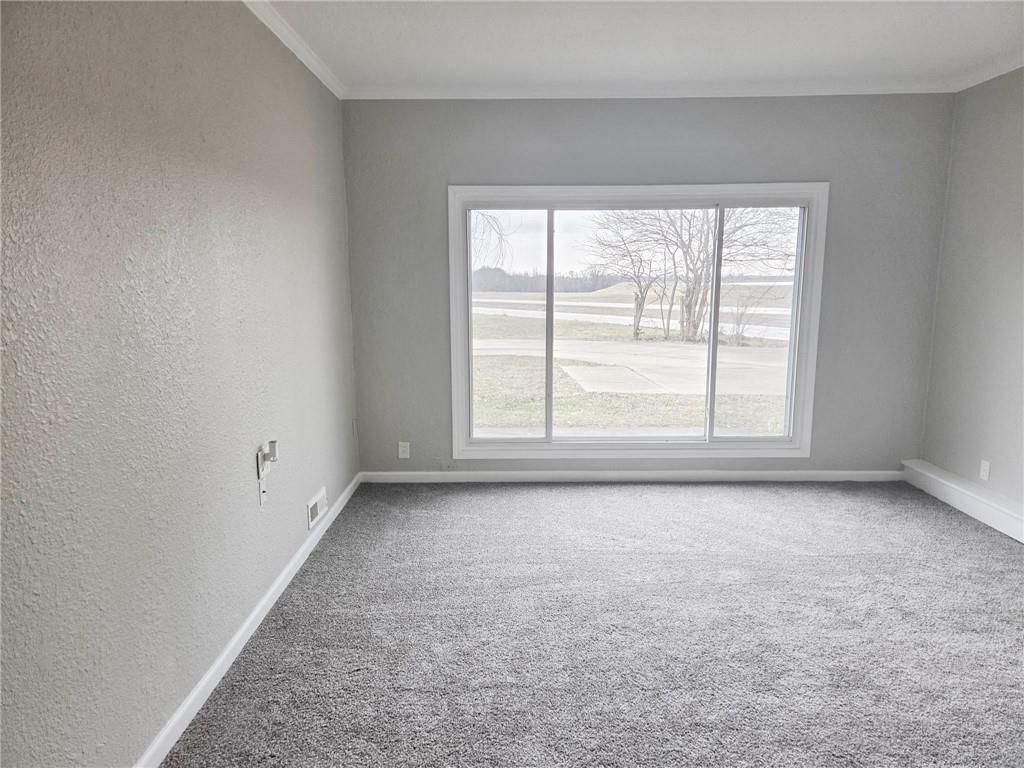 701 Lake Road — photo 8