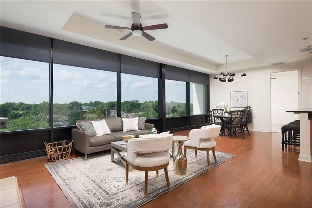 700 W 31st Street — photo 1