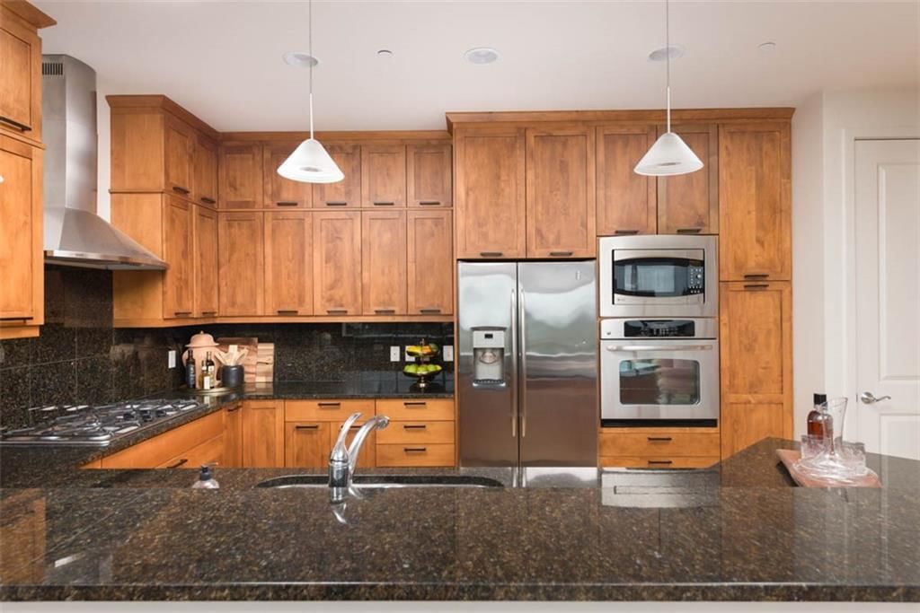 700 W 31st Street — photo 11