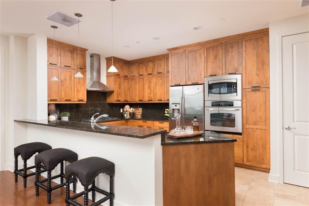 700 W 31st Street — photo 12