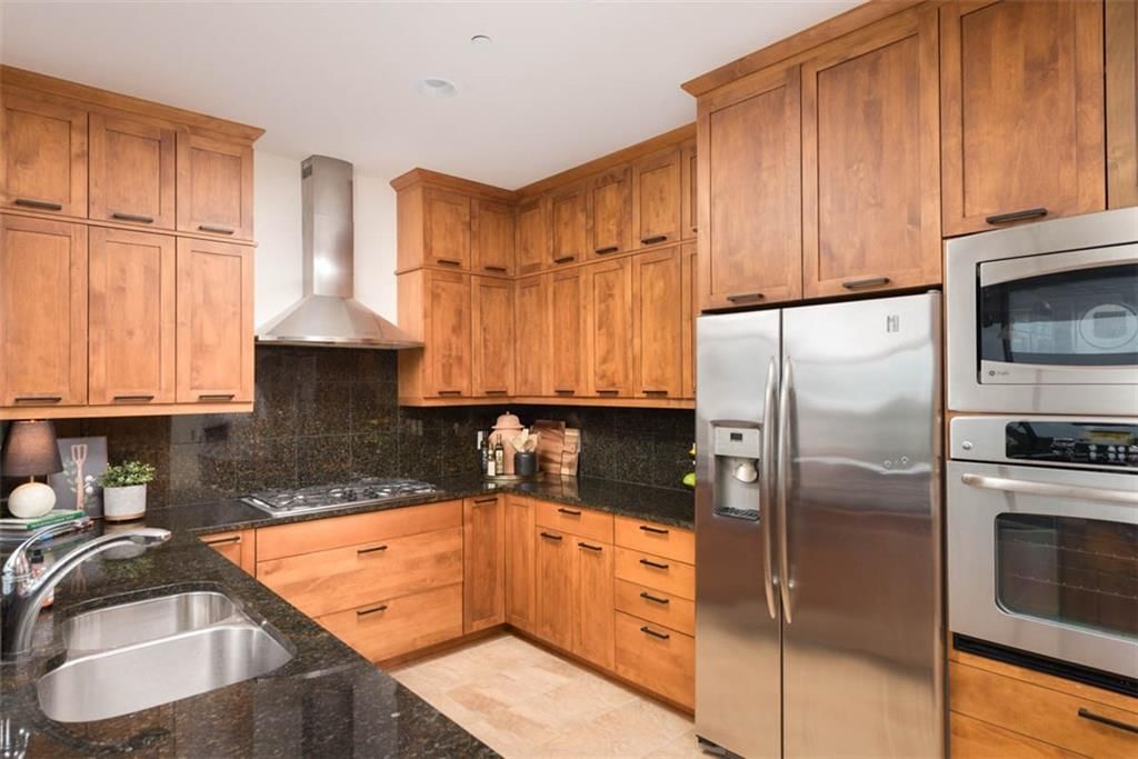 700 W 31st Street — photo 13
