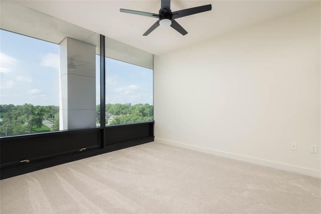 700 W 31st Street — photo 26