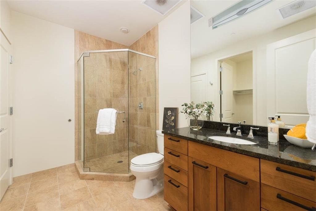 700 W 31st Street — photo 29