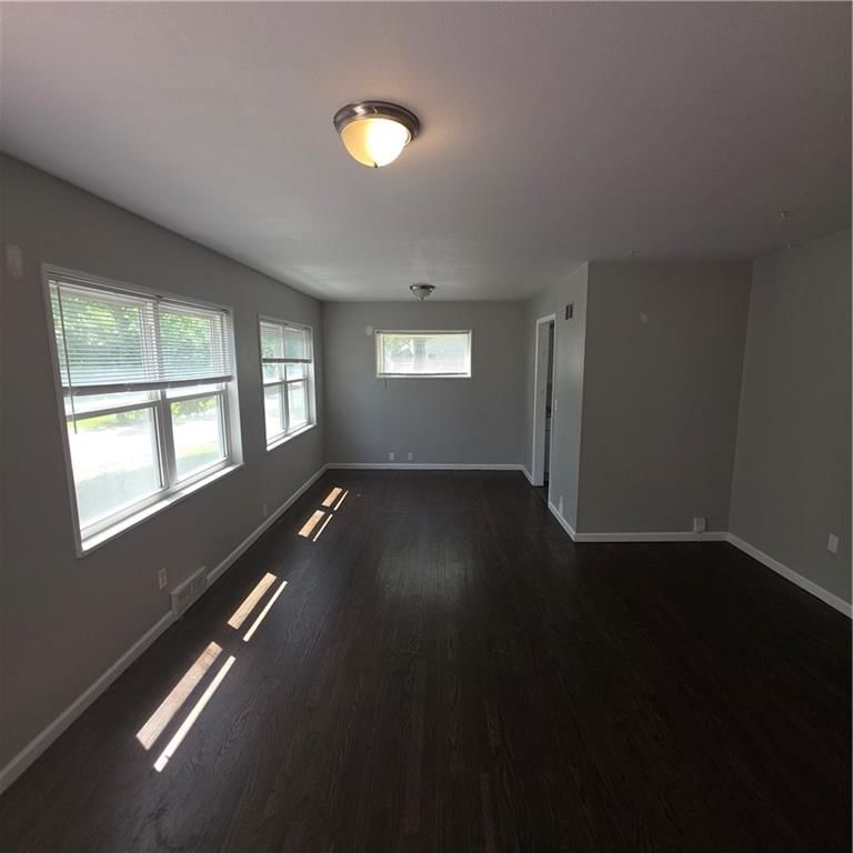 6636 Flora Avenue — photo 3