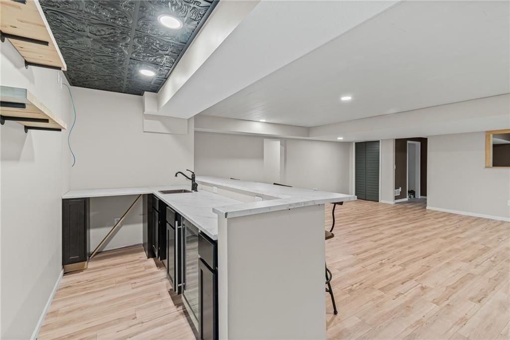 423 N Armstrong Street — photo 7