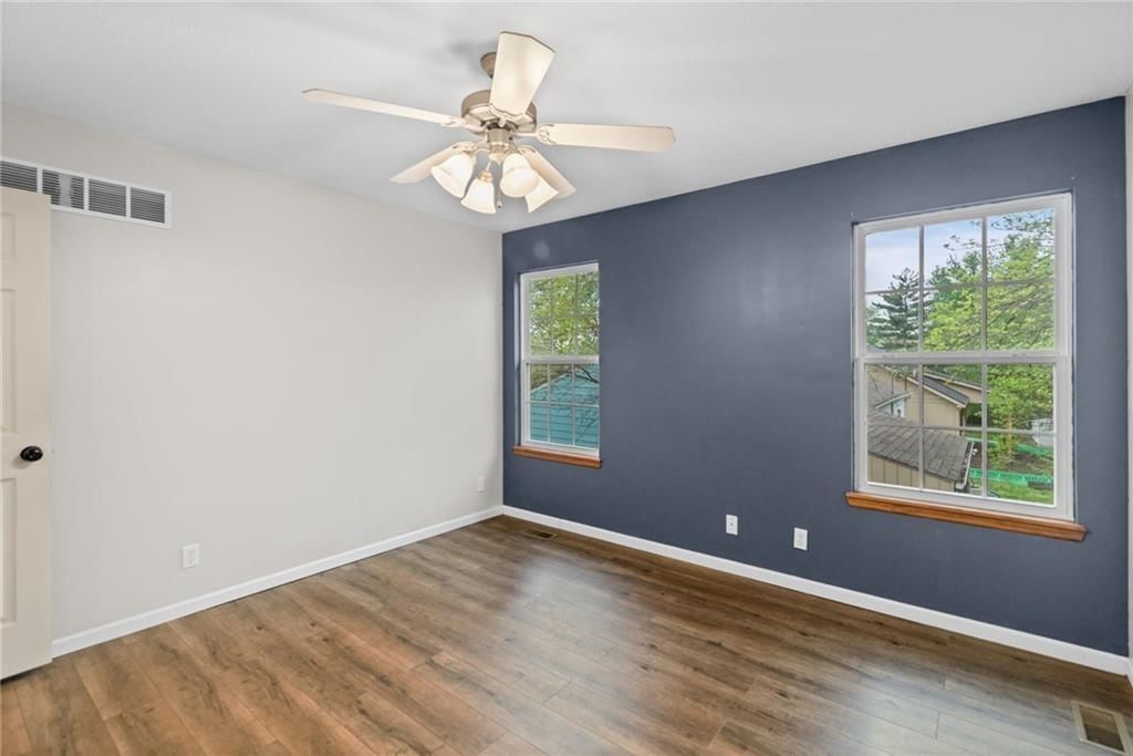 423 N Armstrong Street — photo 12