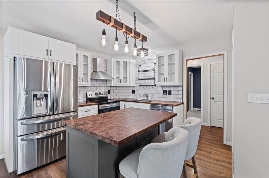 423 N Armstrong Street — photo 23