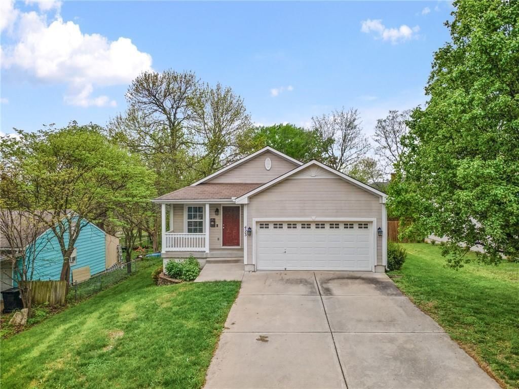 423 N Armstrong Street — photo 31