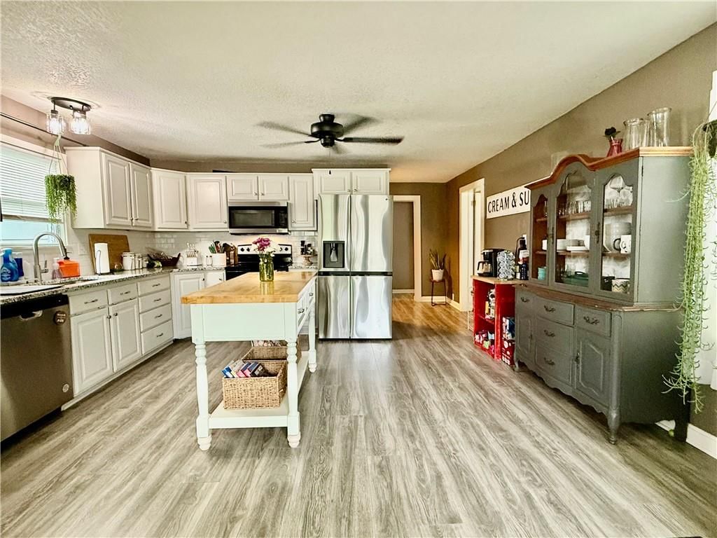 2508 South Street — photo 15