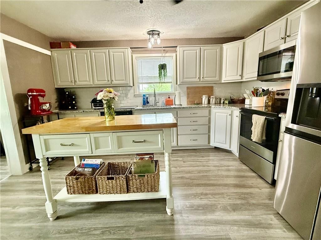 2508 South Street — photo 16