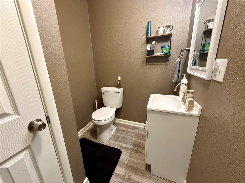 2508 South Street — photo 31