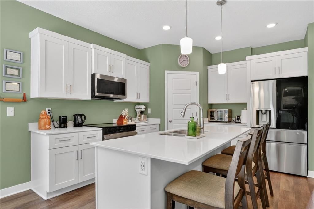 308 Woodview Drive — photo 14