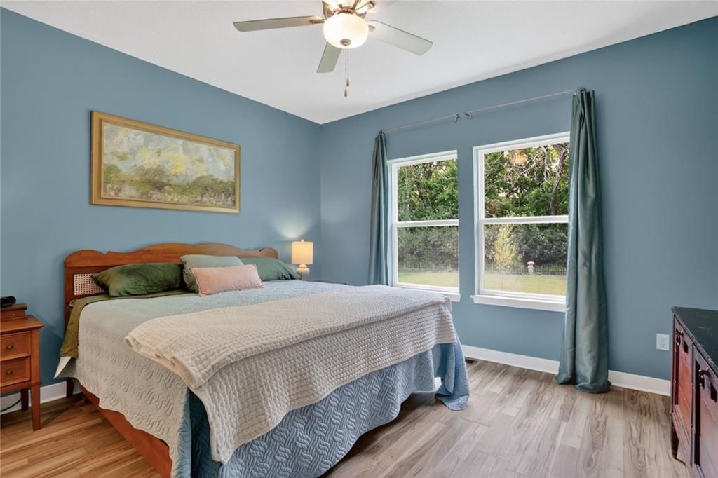 308 Woodview Drive — photo 17