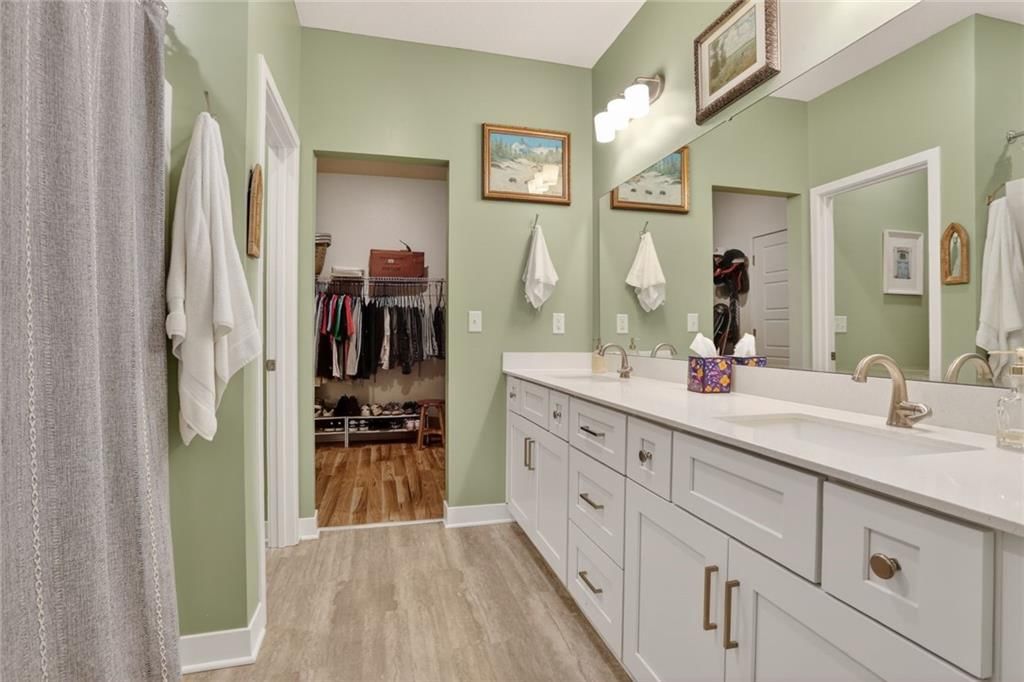 308 Woodview Drive — photo 19