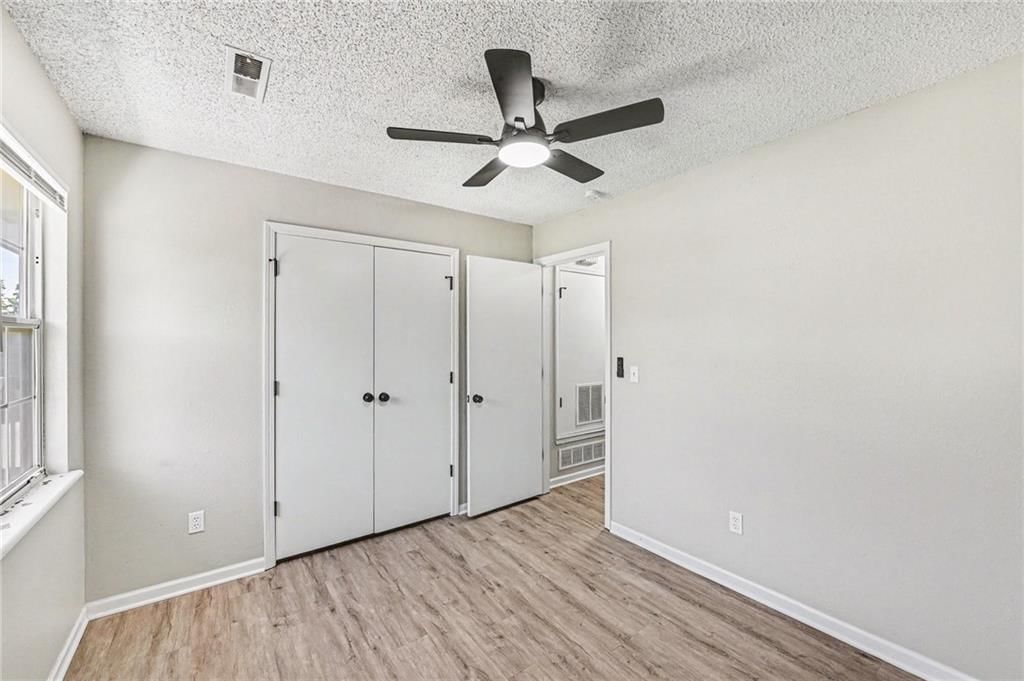 1310 NW Valley Woods Court — photo 9