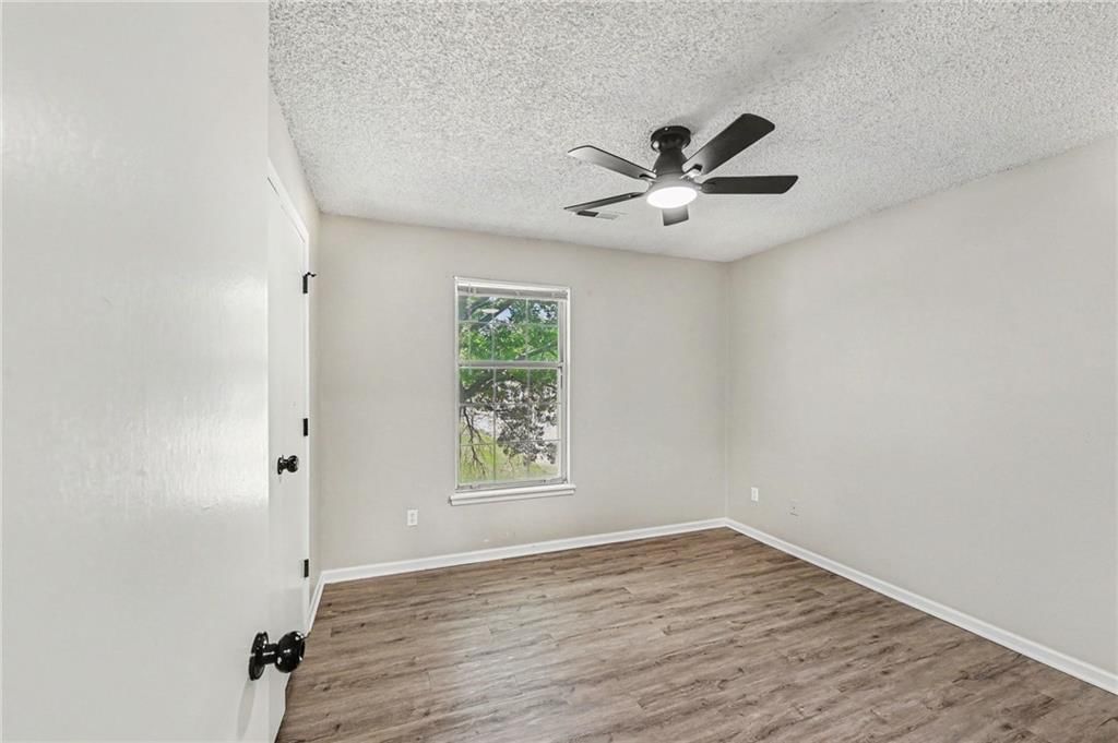 1310 NW Valley Woods Court — photo 11