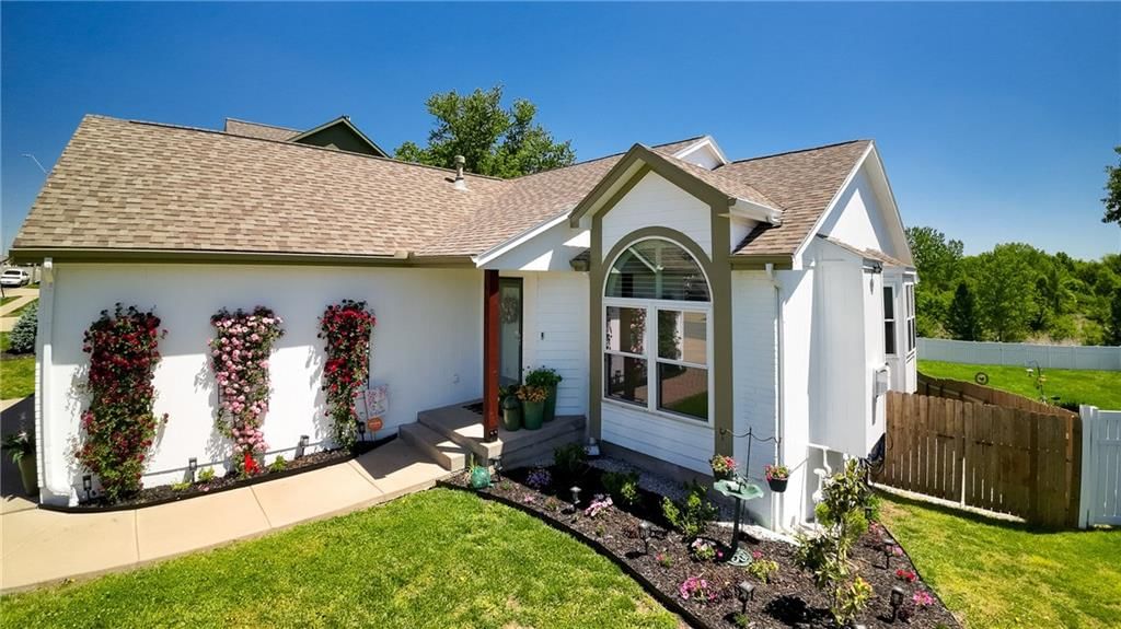 713 N Cloverdale Avenue — photo 12