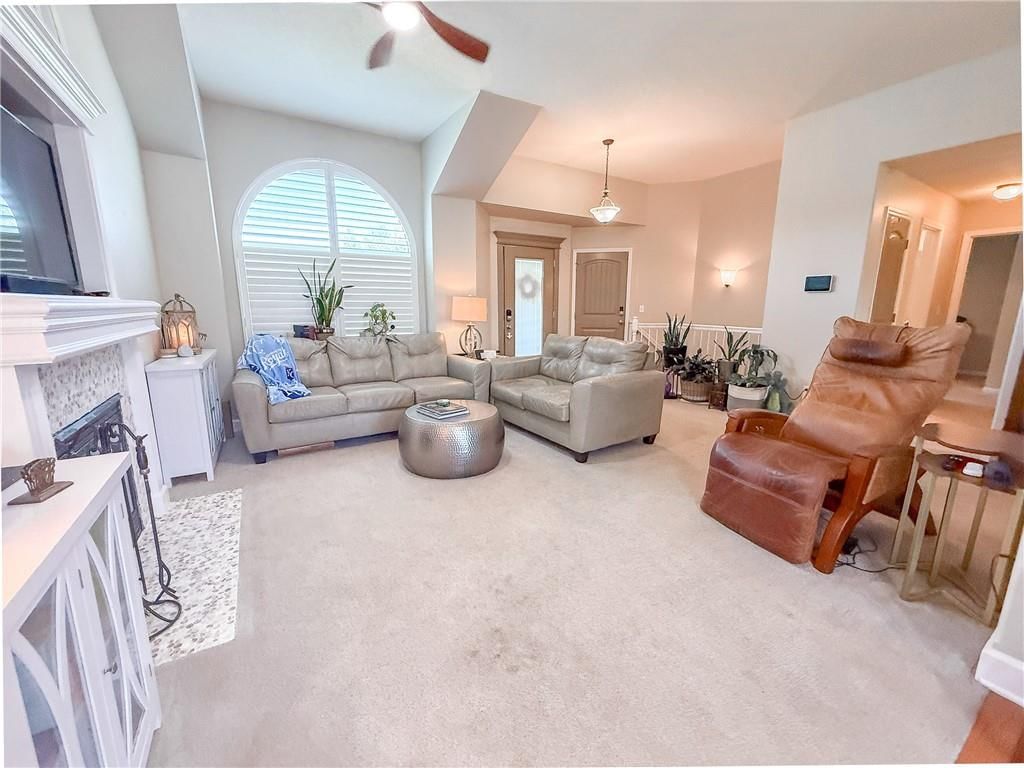 713 N Cloverdale Avenue — photo 22