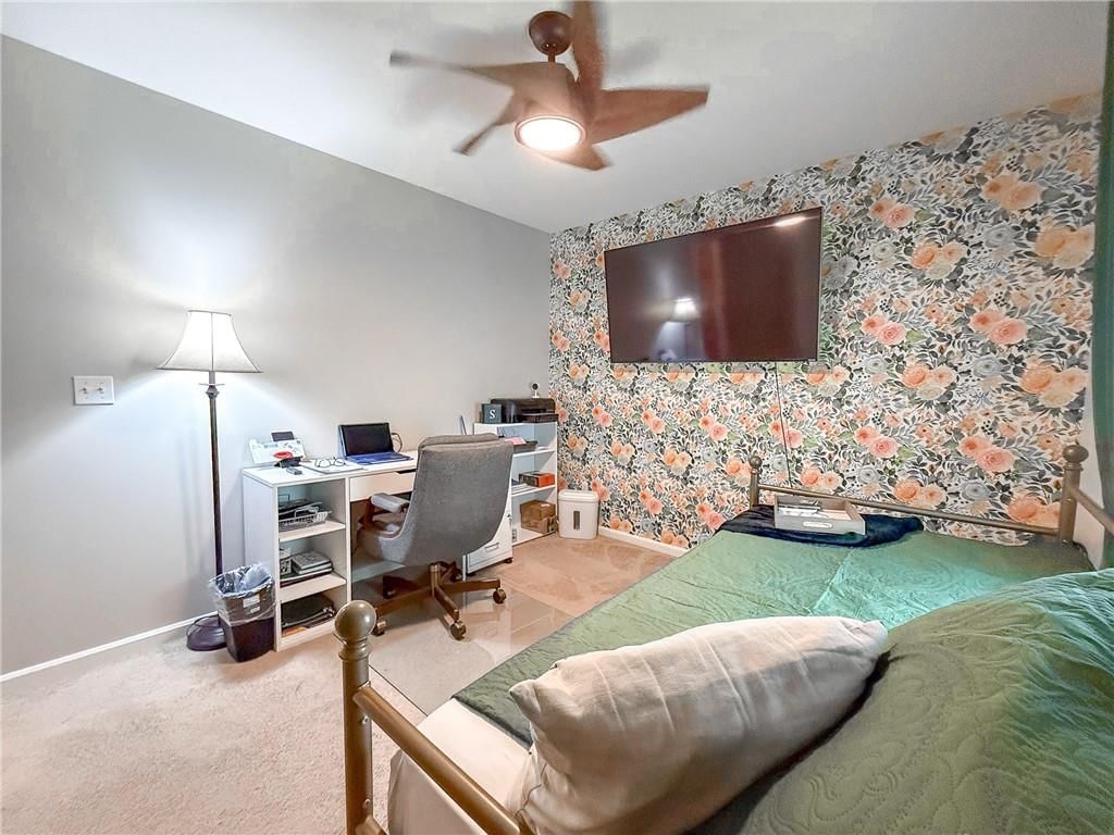 713 N Cloverdale Avenue — photo 35
