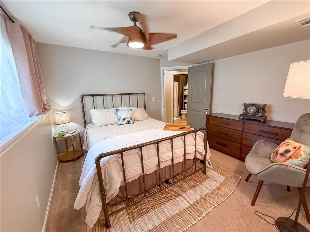 713 N Cloverdale Avenue — photo 46