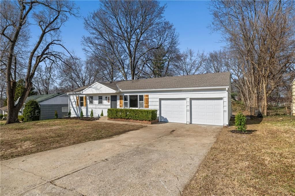 6810 Fairlane Drive — photo 1