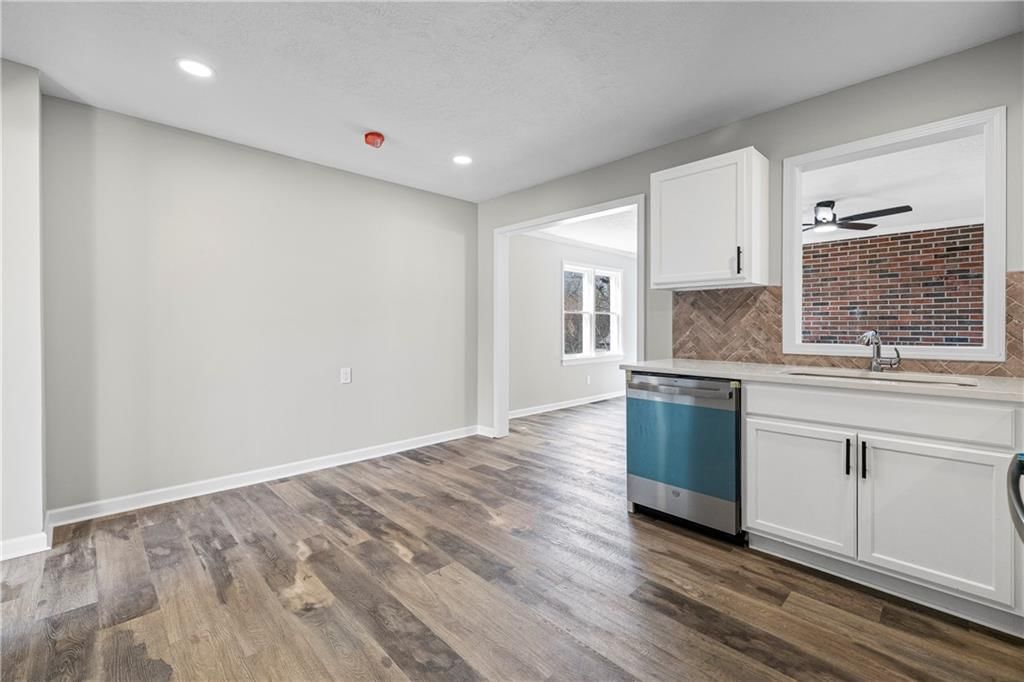 6810 Fairlane Drive — photo 6