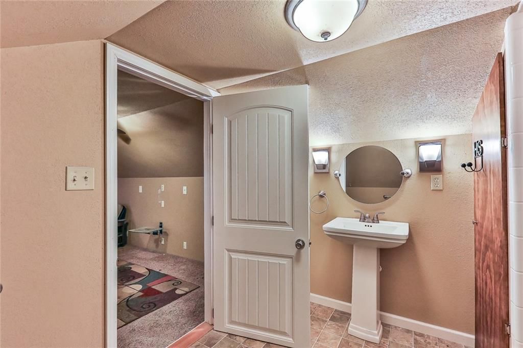 1678 County Road 3950 — photo 21
