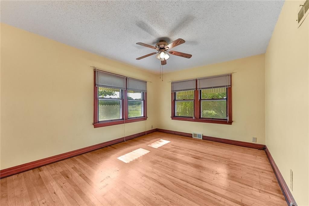 1678 County Road 3950 — photo 23