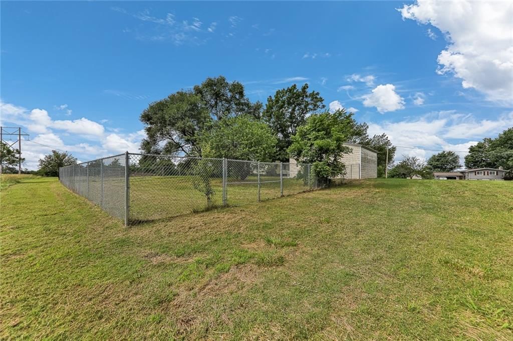 1678 County Road 3950 — photo 33