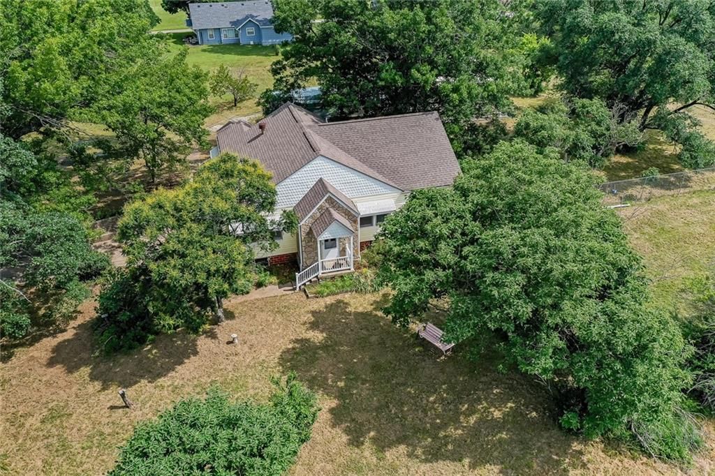 1678 County Road 3950 — photo 36