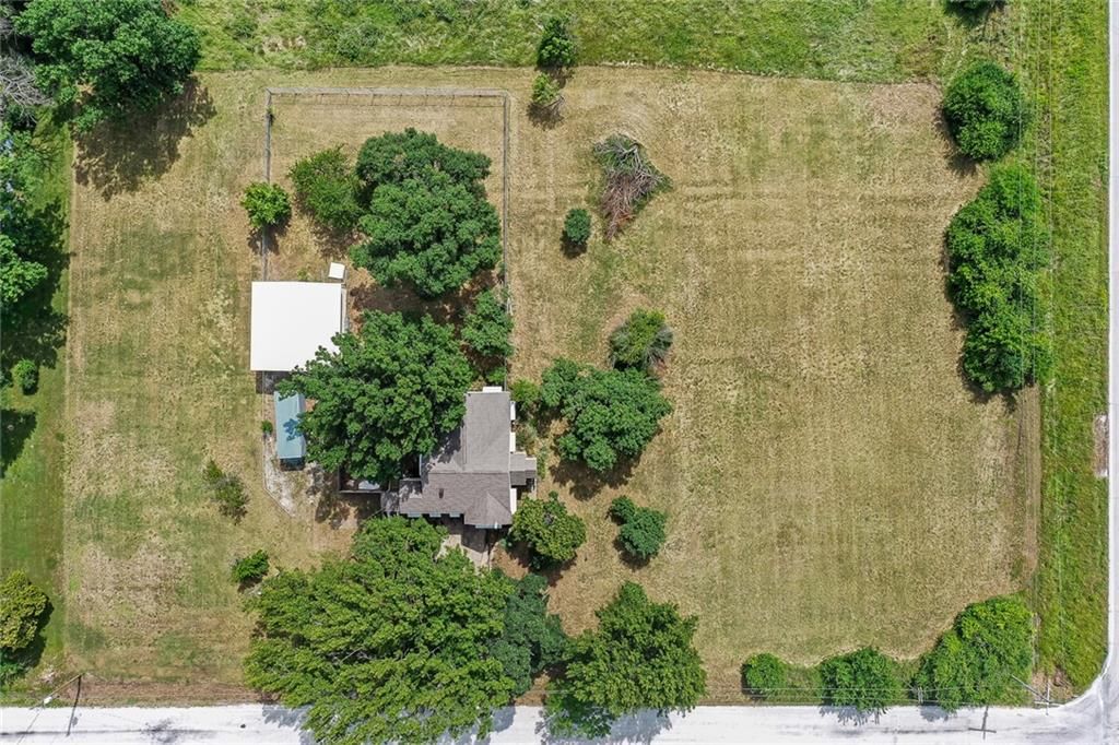 1678 County Road 3950 — photo 43