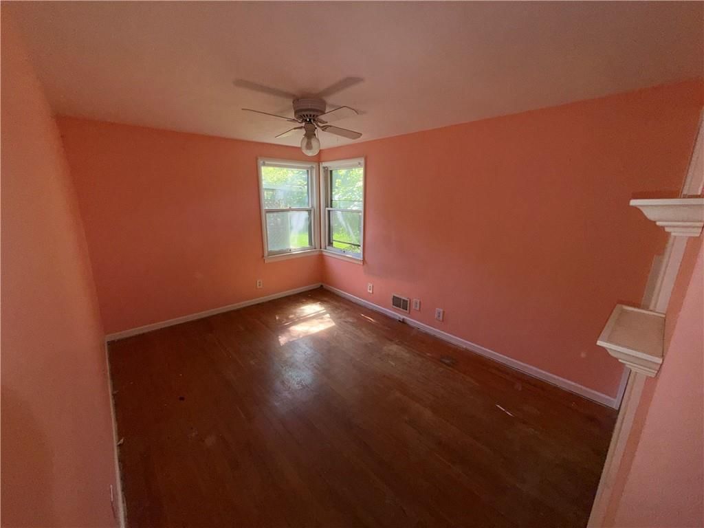 8909 W 81st Street — photo 10