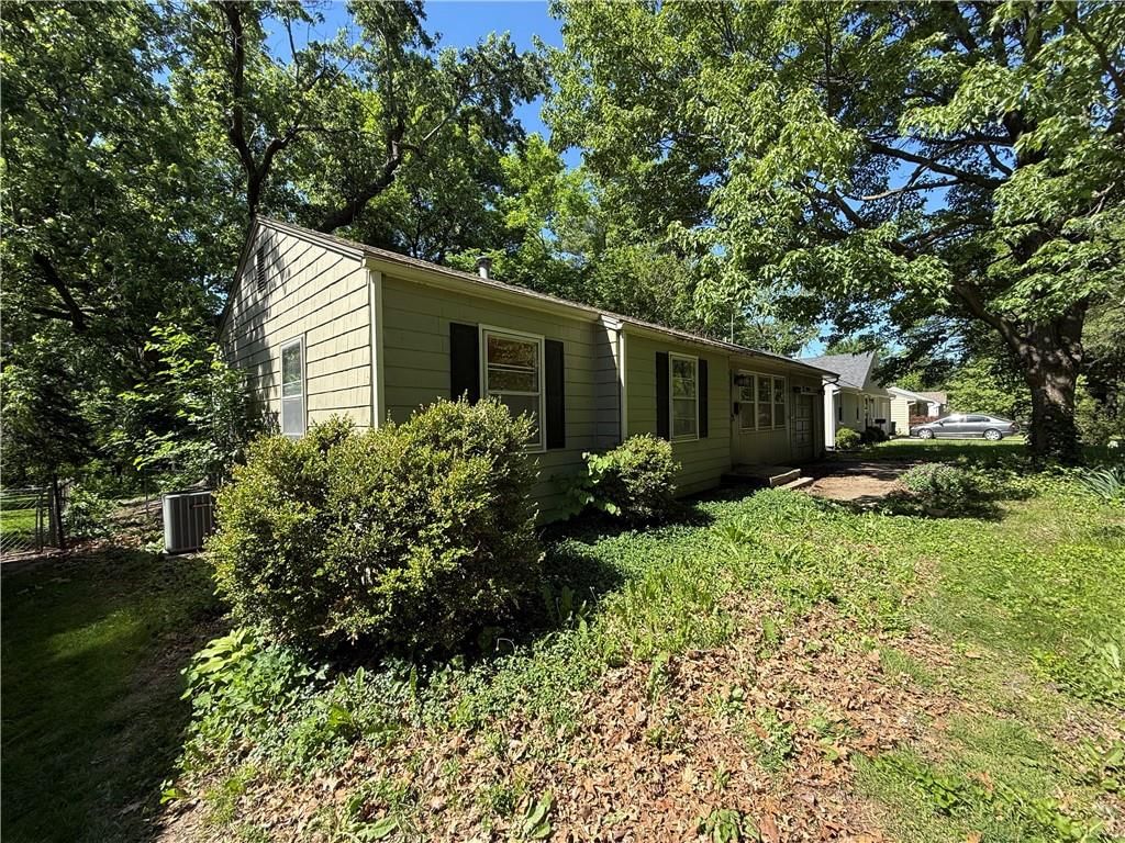 8909 W 81st Street — photo 19