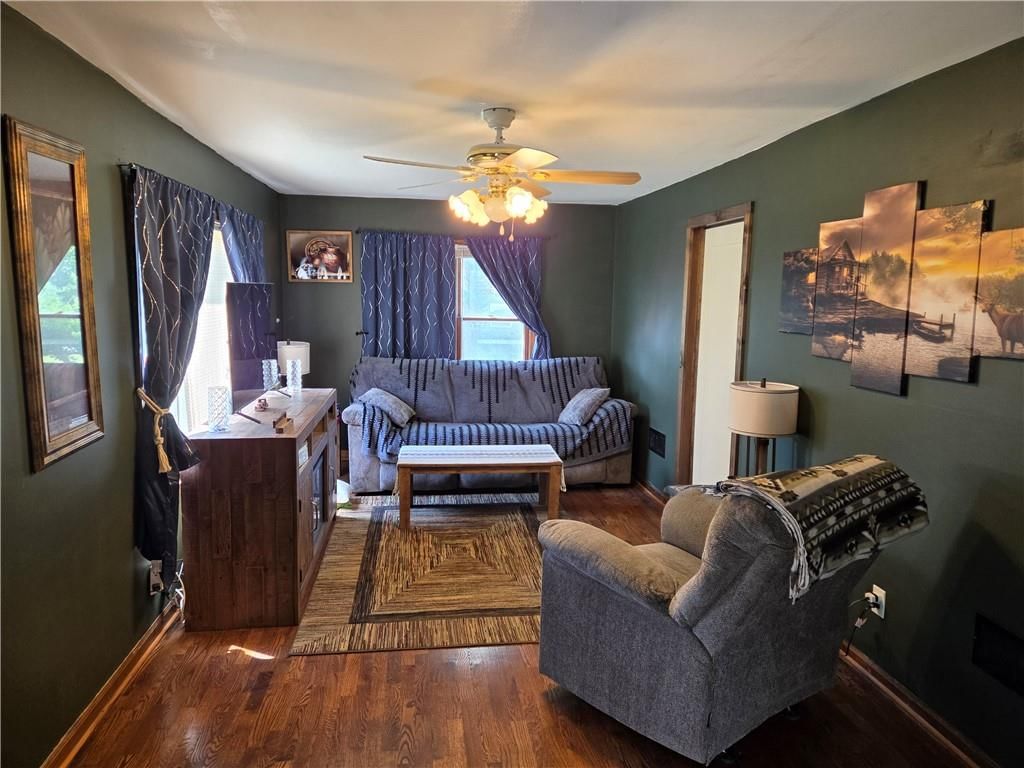 204 Woods Street — photo 4