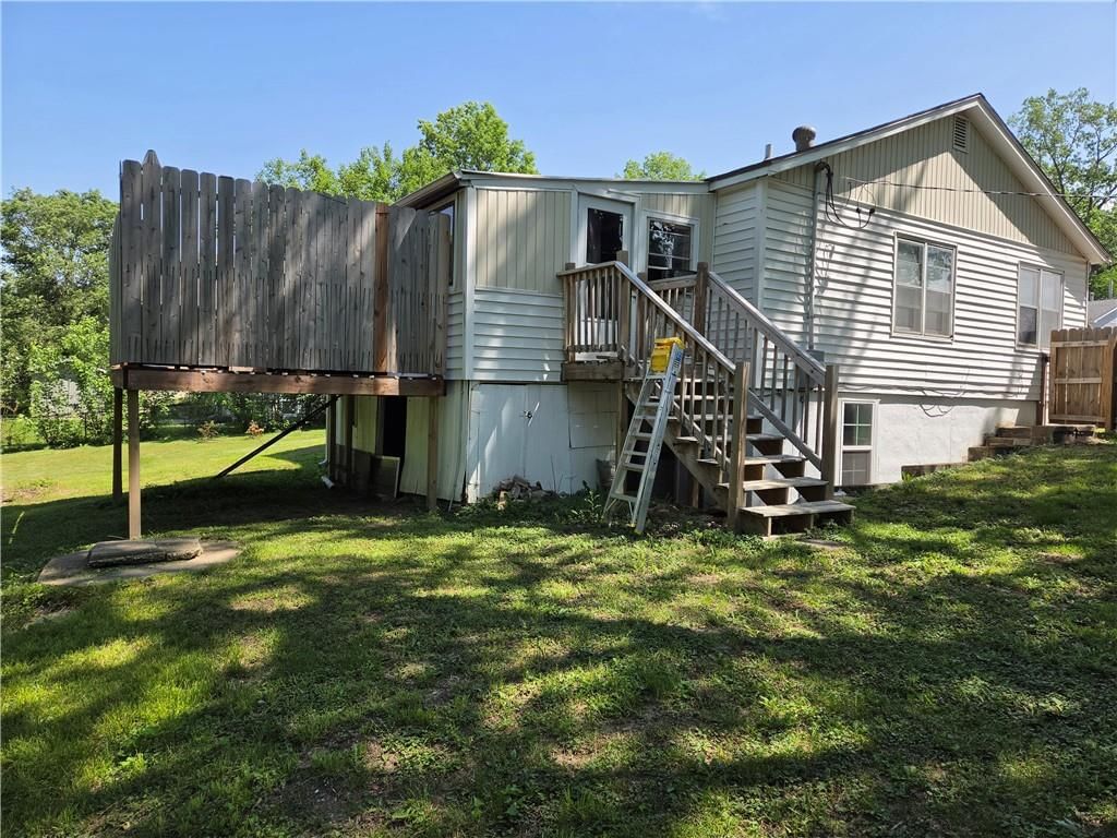 204 Woods Street — photo 21