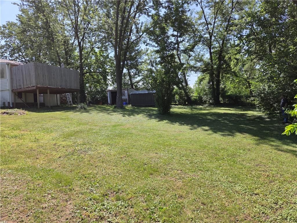 204 Woods Street — photo 23